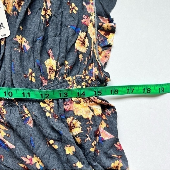 Free People Navy Floral Cap Sleeve Baby Doll Top Size Small NWT - Picture 5 of 6